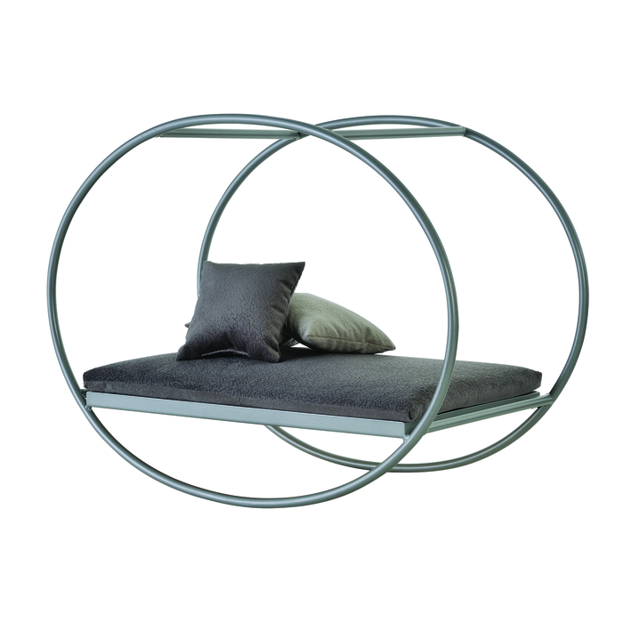 The Oval Rocking Bed